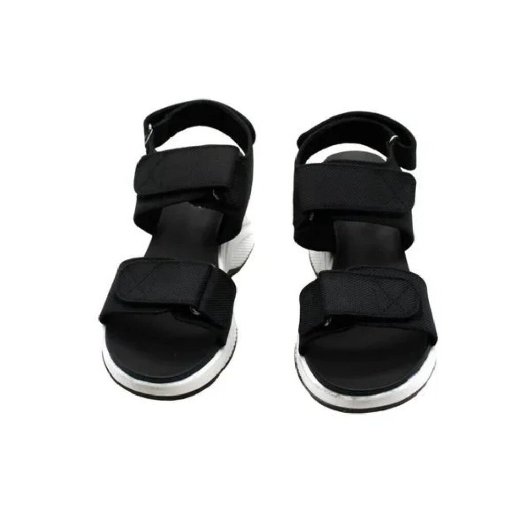 Sandals - Picture 2 of 8